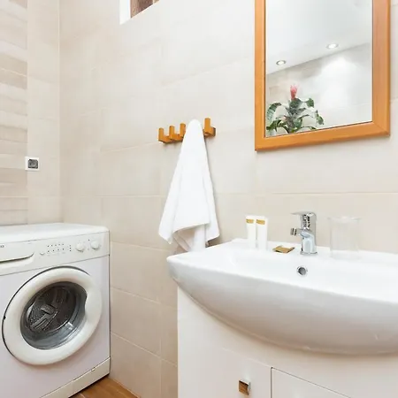 Apartman City Center Emilii Plater Varsó