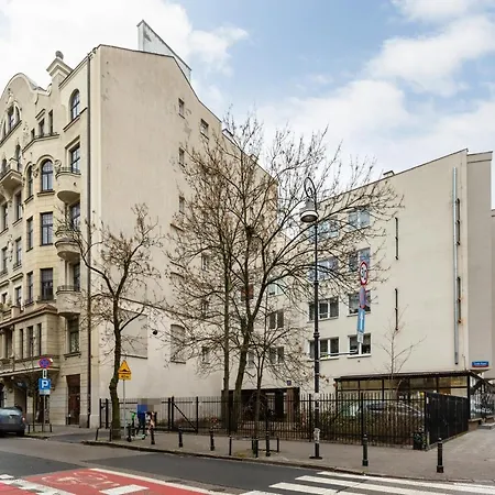 City Center Emilii Plater Apartment